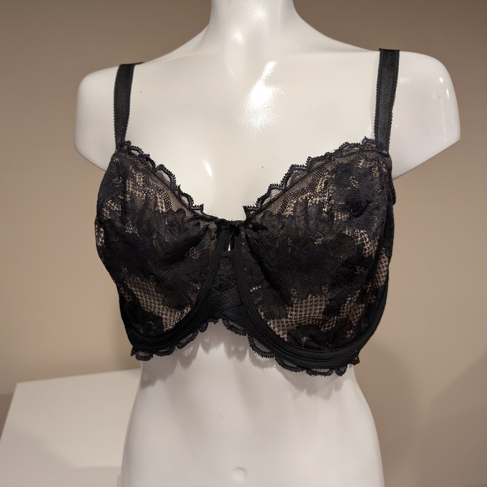 Elegant Black Lace Bra